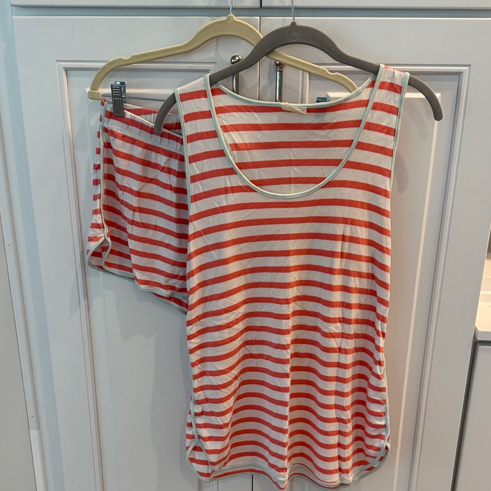 LAKE Tank Top and Shorts Set